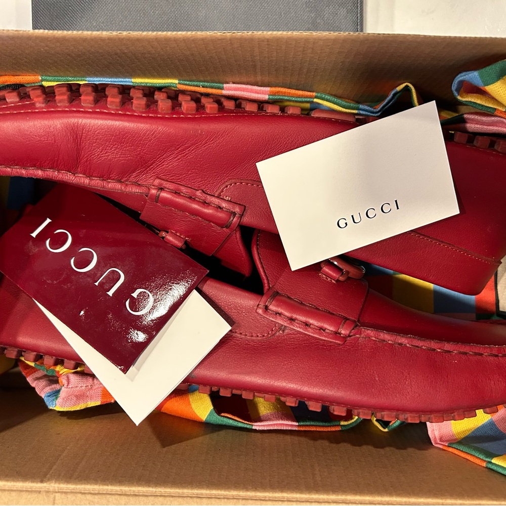 Gucci Men's Bold Red Loafers - Picture 2 of 16